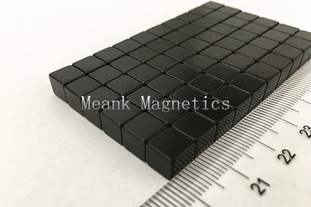 magneti neodimio-ferro-boron cube